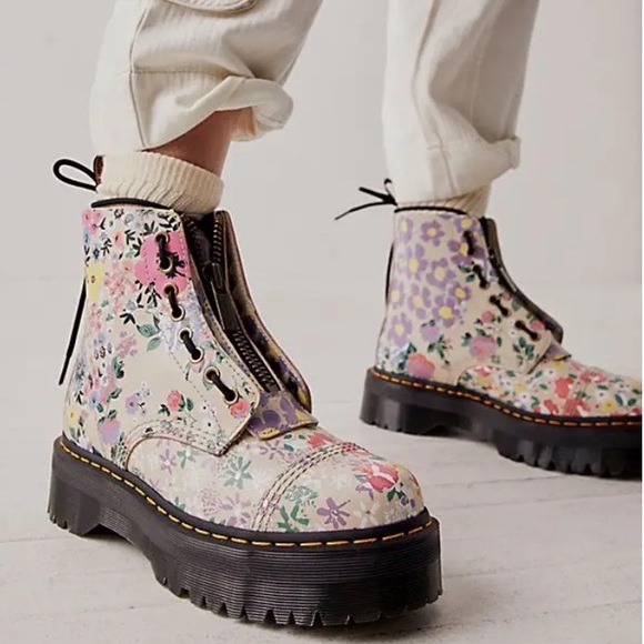 Dr. Martens Shoes - NEW! DR MARTENS Sinclair Floral Mash Up Leather Platform Boots